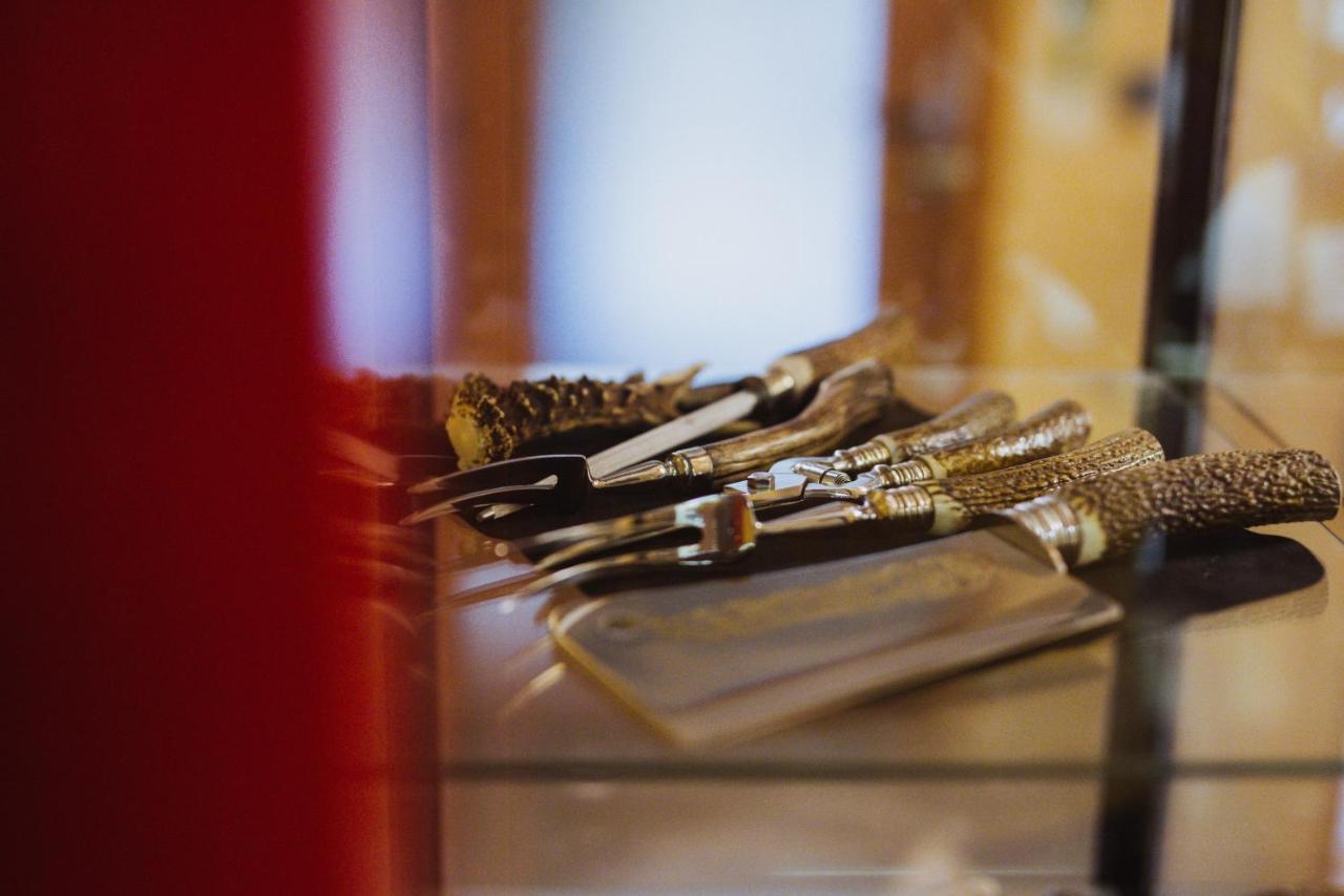 Albergo Montenegro Maniago Kültér fotó
