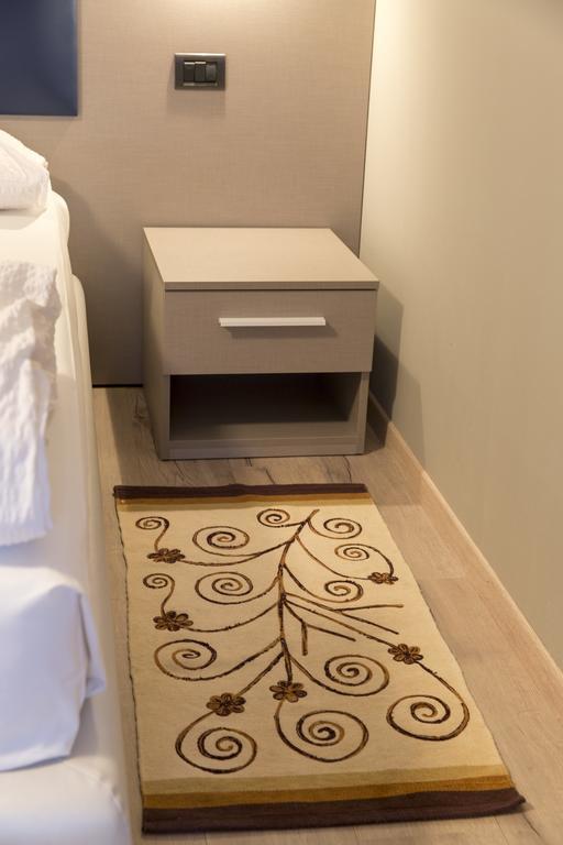 Albergo Montenegro Maniago Kültér fotó